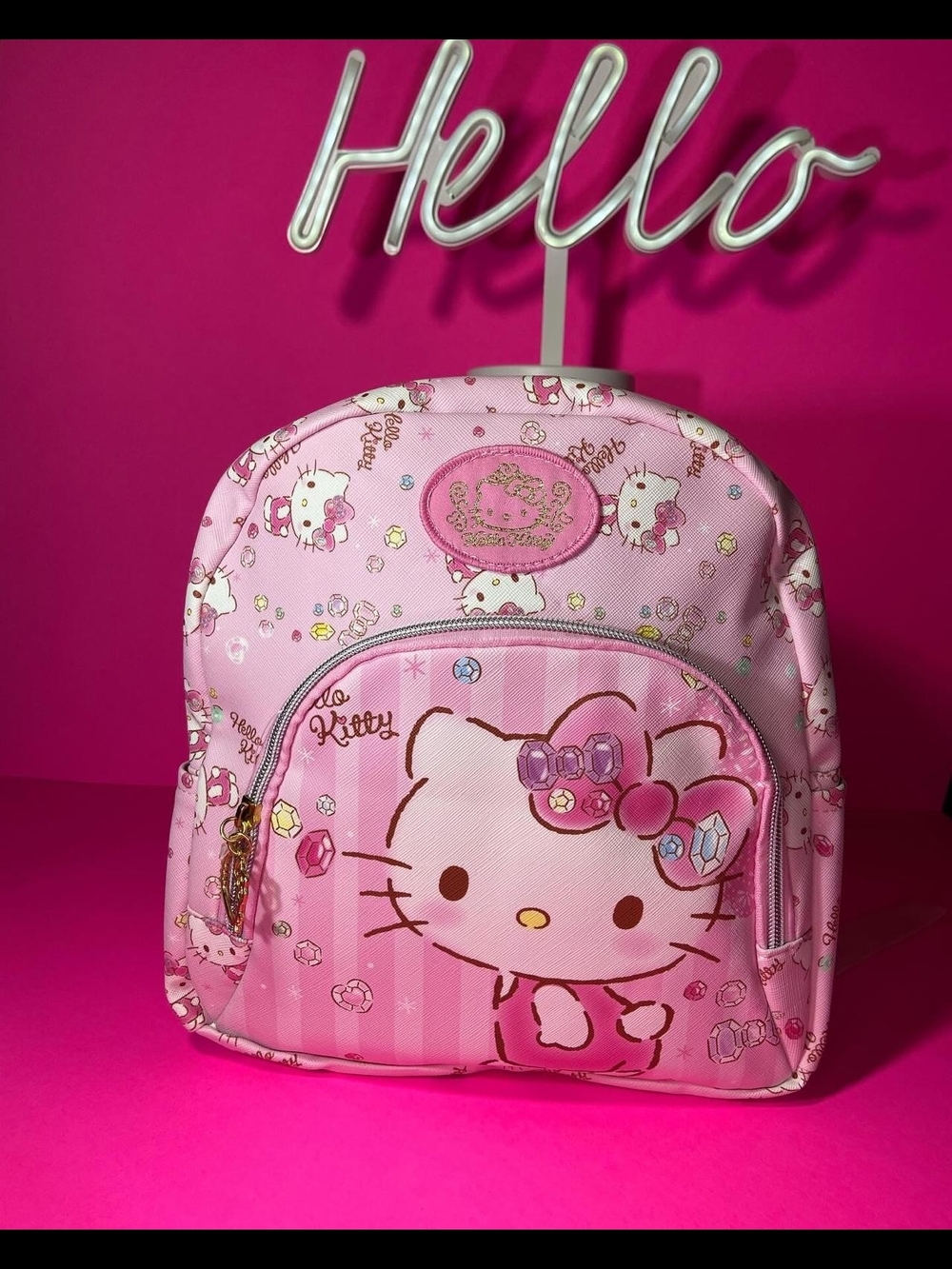 Hello Kitty Backpack - Picture 5 of 5